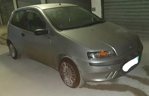 Fiat Punto incidentata