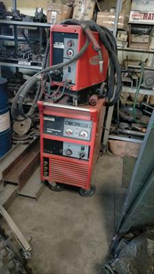 Saldatrice FRONIUS VarioSynergic4000