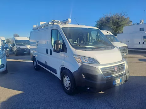 Ducato Maxi - km 85.000 - cassettiere e gancio traino