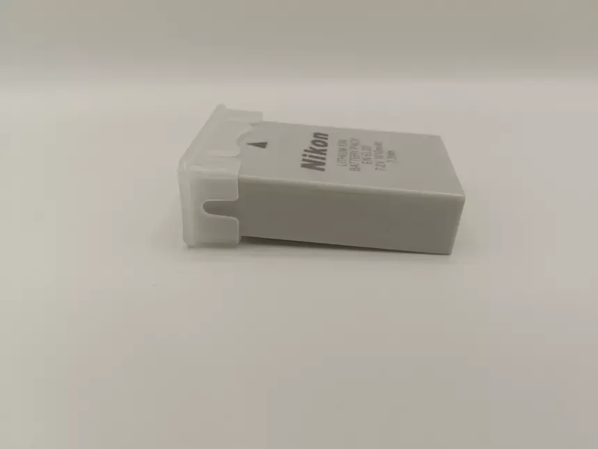 Foto 4Batteria Nikon EN-EL22. Modelli in descrizione