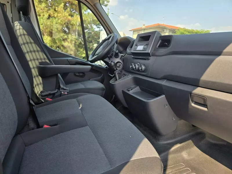 Foto 5Renault Master gemellato ribaltabile 2022 Euro 6E 60.000 Km, peso 3500 kg