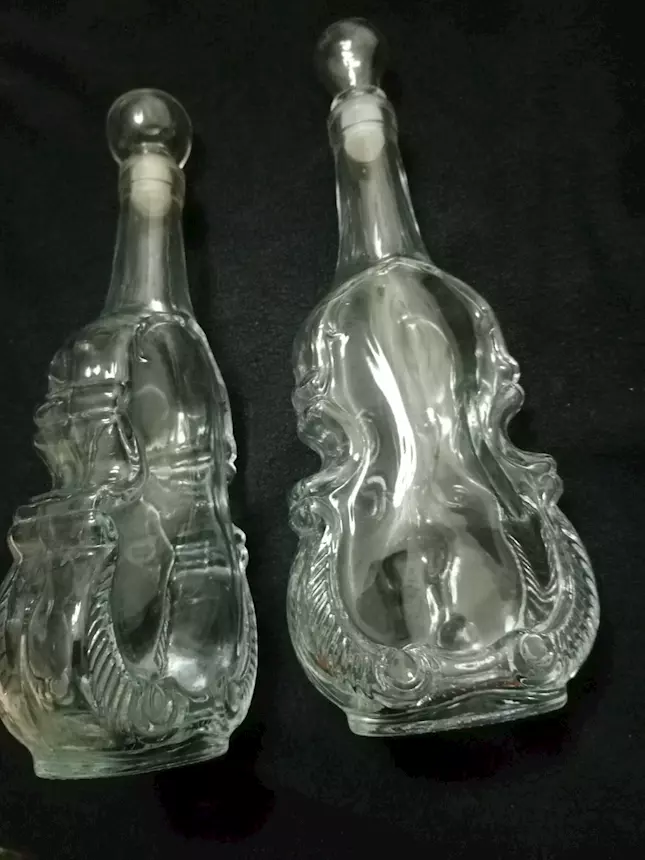Foto 22 bottiglie nuove vintage stilizzate