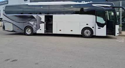 NUOVO Bellissimo Mercedes Tourismo NEW Businnes.