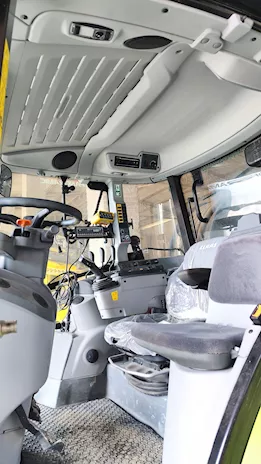 Arion 440 Power Shift Marca Claas Anno 2022 Ore 1800, tipo NEF - Anteprima 5