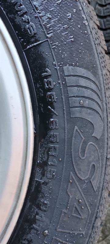 Gomme invernali con cerchi OPEL, mai usate