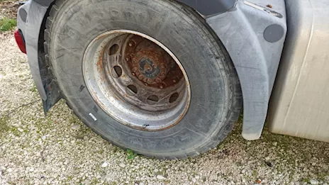 Man 18.480 con semirimorchio 10 gomme per roccia Euro 4 - Anteprima 9