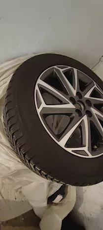 Gomme invernali per Toyota Yaris Hybrid