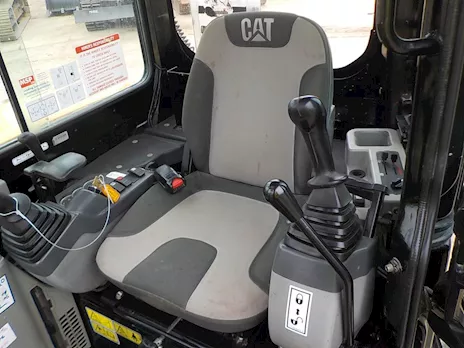 2011 CAT 305D miniTipologia escavatore, marca Caterpillar, ottimo stato - Anteprima 4