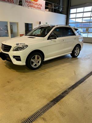 Mercedes-Benz Classe M 350 AMG / Gancio di traino / Telecame Anno 2012 - Foto 2