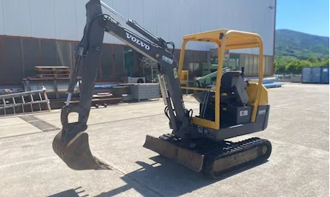 Miniescavatore Volvo EC20B