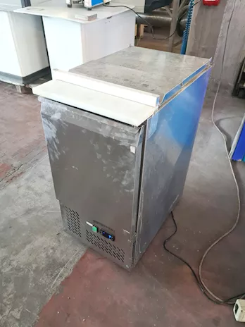 Armadio frigo statico usato