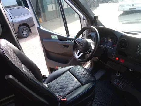 Mercedes Sprinter 519 Anno 2020 Km 400000 Euro 6, cambio automatico - Foto 3