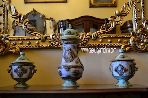 Tris di vasi albarello con coperchio firmato Deruta del XX