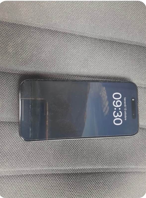 Foto 2Apple iphone 15 pro 128 gb titanio nuovo con garanzia