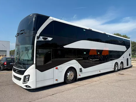 Volvo 9700 DD Superior Km 1 Euro 6, colore esterno, cambio automatico - Anteprima 6