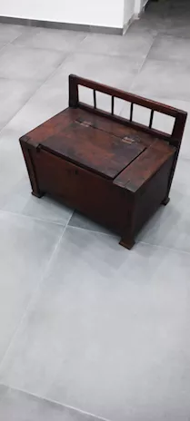 Antica cassapanca in legno - Anteprima 6