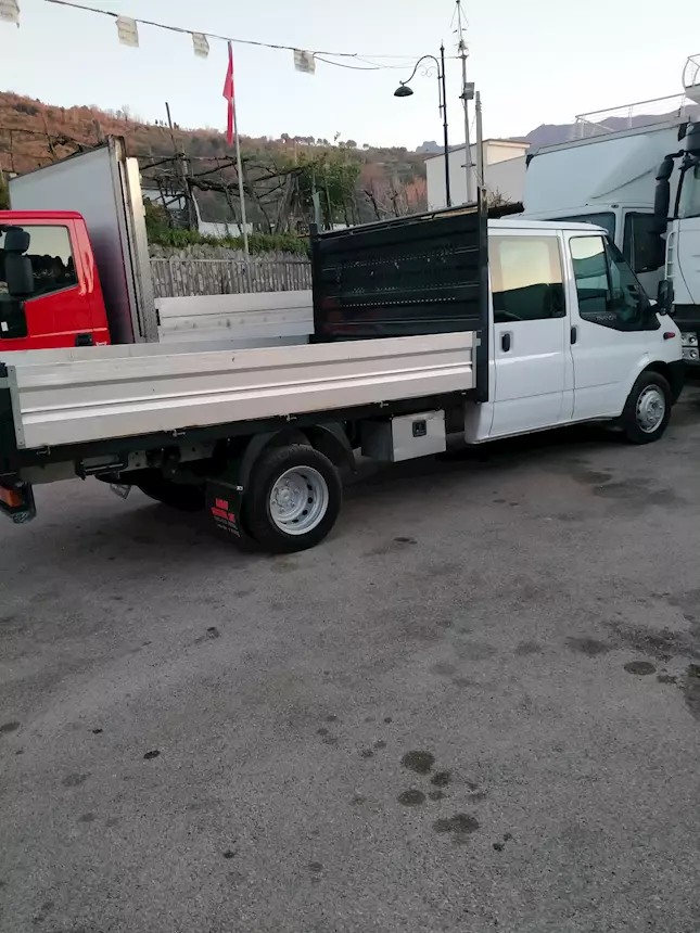 Foto 5 Ford Transit 7 posti doppia cabina Cassone Fisso Anno 2013, unico proprietario