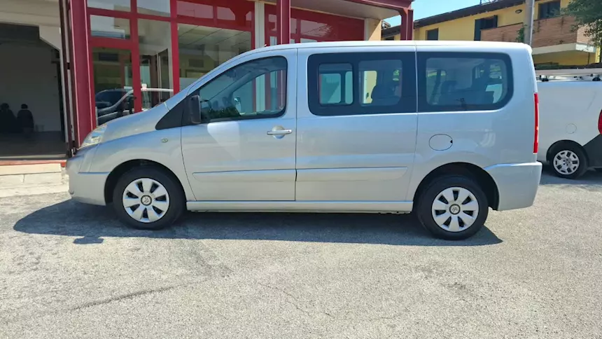 Foto 8Fiat Scudo - Minibus 9 Posti - 2.0 cc MultiJet, cambio manuale