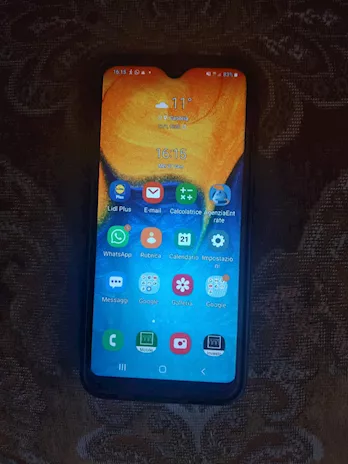 Per la vendita un telefonino Samsung