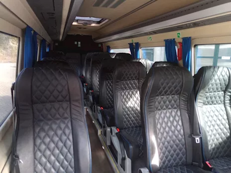 Mercedes Sprinter 519 Anno 2020 Km 400000 Euro 6, cambio automatico - Foto 4