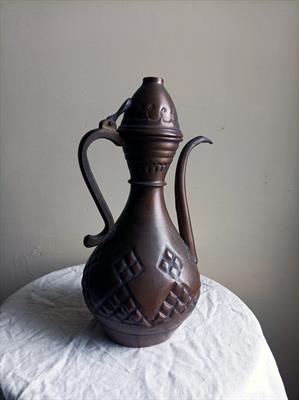 Soprammobile in Metallo con Coperchio