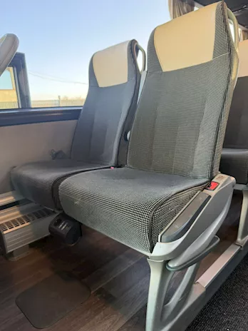 MERCEDES TOURISMO Anno 2020, in ottime condizioni - Anteprima 4