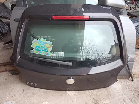 Portellone con lunotto Alfa Romeo Mito anno 2009