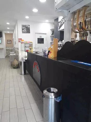 Vendita - attività di bar caffetteria accanto