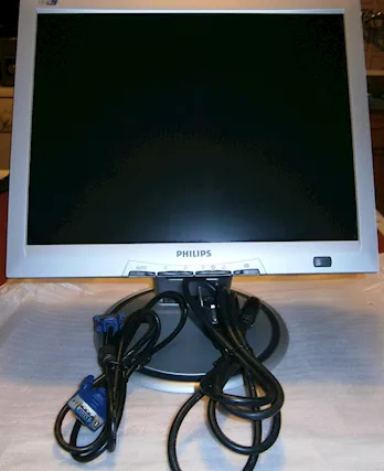 Monitor LCD 15”Philips o due DVD Portatili