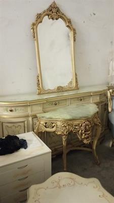 Mobili in stile Barocco veneziano