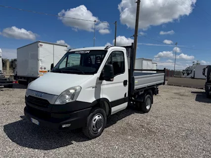 Iveco Daily 35c13 con ribaltabile nuovo Furgone Anno 2012, ottime condizioni - Foto 2