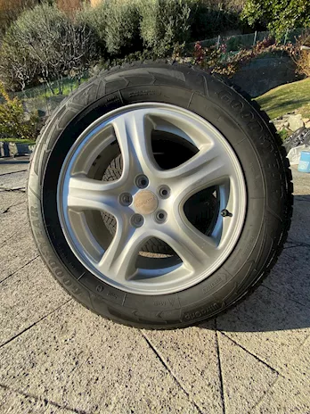 Treno gomme invernali con cerchi in lega per Subaru Outback