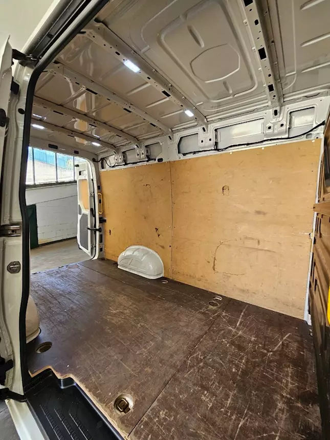 Foto 9Volkswagen Crafter 2021 Euro 6 Km 202000, chilometri 202.000, cambio: manuale