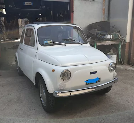 Fiat 500 F anno 1967 colore