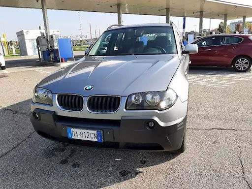 BMW X3 2000cc benzina 150 CV anno
