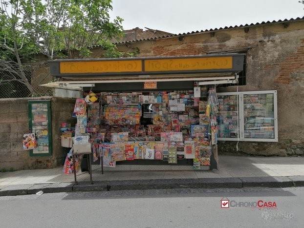 Contesse in Via Del Carmine Avviata Edicola