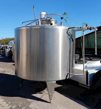 Serbatoio Azzini inox doppia camera con agitatore 5.000 l