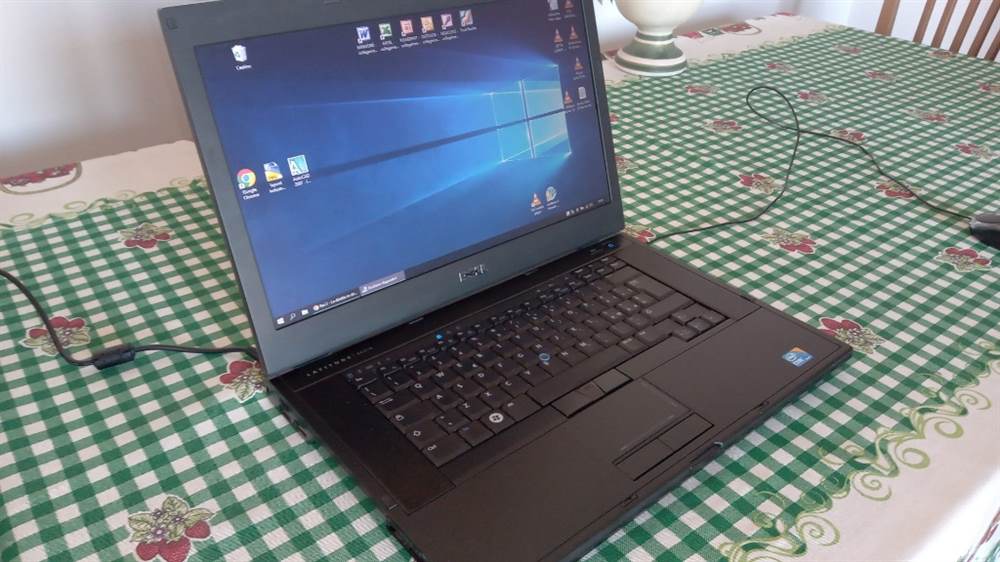 Notebook Intel Tv internet youtube office acad, ottimo stato