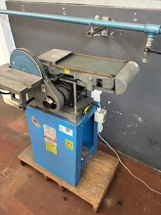 Levigatrice a nastro inclinabile con banco FERVI