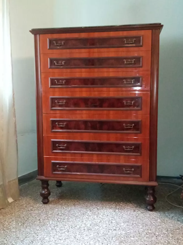Cassettiera antica in noce e marmo anni 40-50