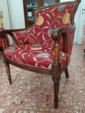 Poltrona elegante stoffa damascata, in legno - Anteprima 3