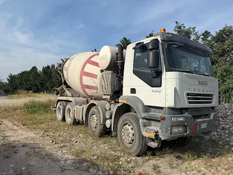 Iveco Trakker 8x4 E5 Ps450 anno 2007 km 500000 ca