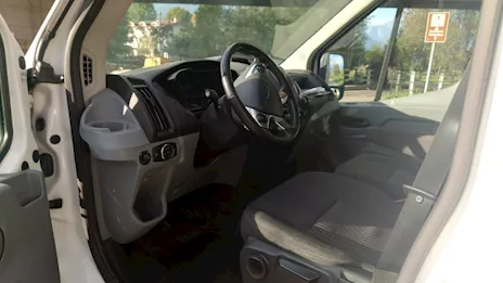 Transit centinato Marca Ford Anno 2018 Km 40000 - Anteprima 4