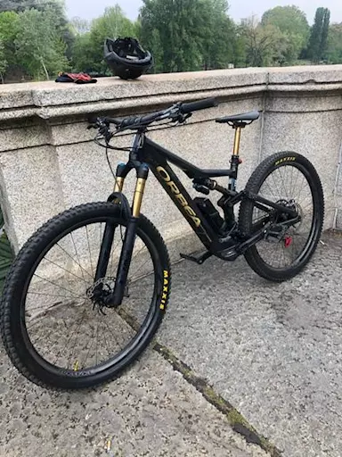 E-bike Orbea Rise M10 Full Carbon