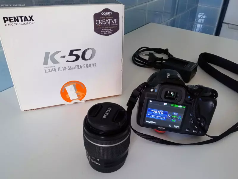 Macchina fotografica Marca Pentax K-50 guasta solenoide