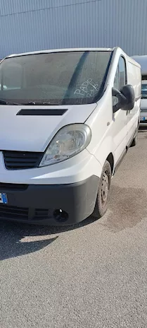 Autocarro Renault Trafic