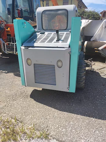 Mini pala Mustang 2032 tipo Bobcat - ottime condizioni, prezzo trattabile - Anteprima 3