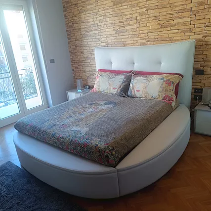 Letto matrimoniale in ecopelle Bianco
