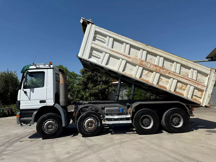 Foto 4Iveco Trakker 3 assi 4 assi varie disponibilità Cassone Ribaltabile