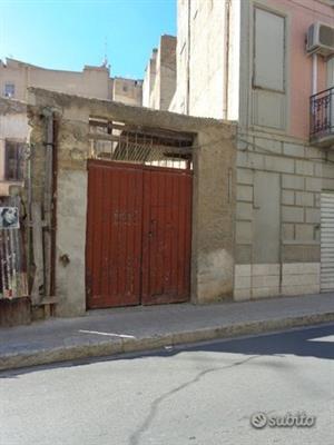 Castelvetrano casa ind 5 vani cortile priva - Foto 3